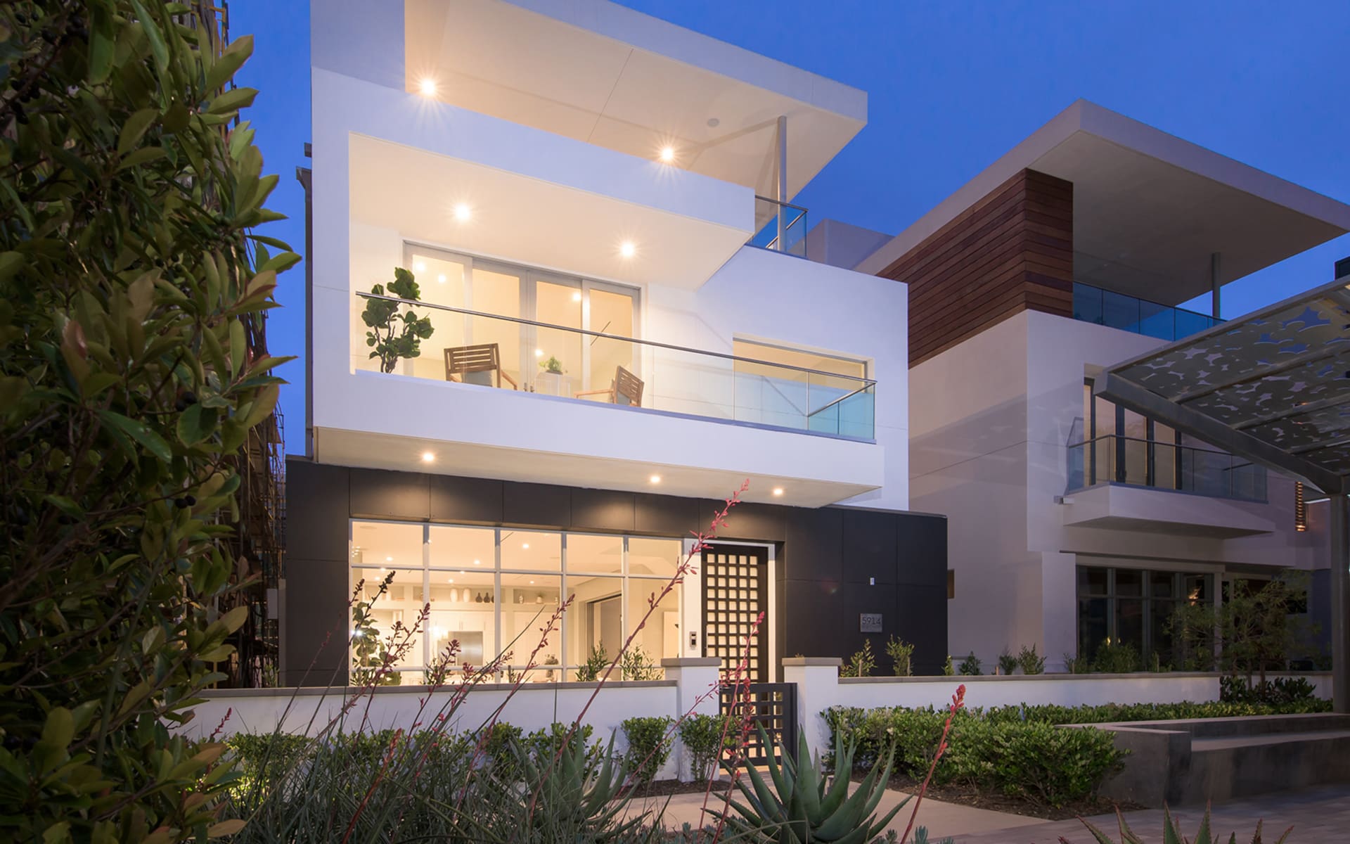 listing-img