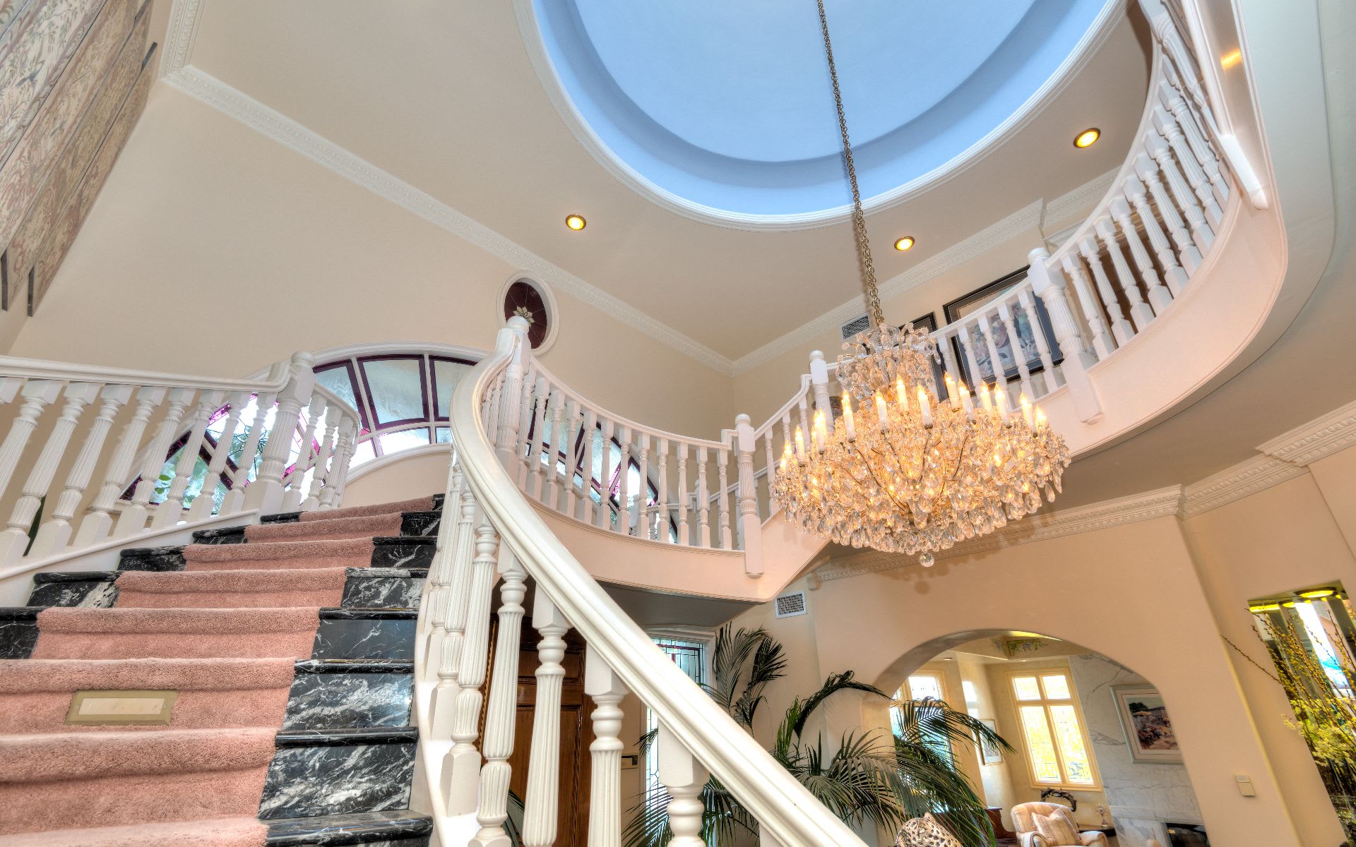 listing-img