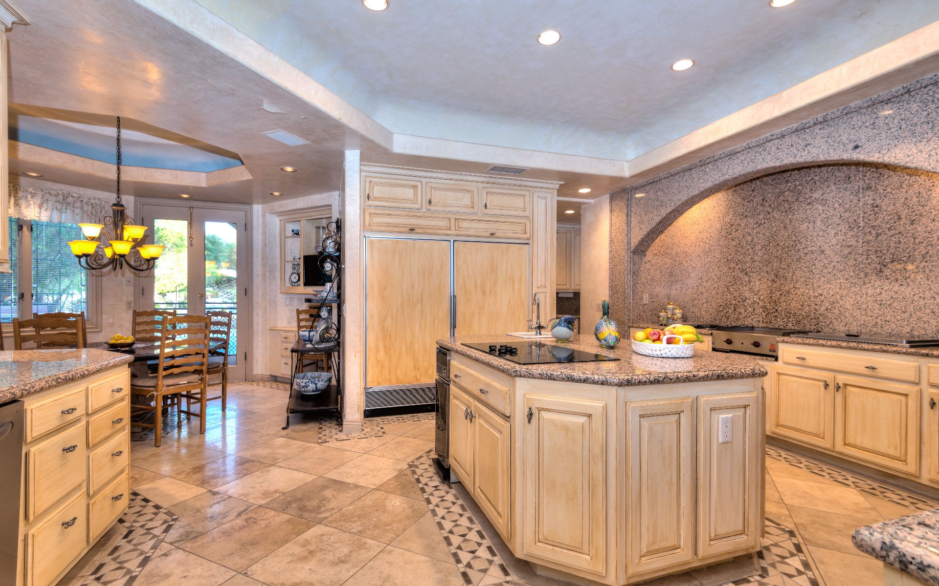 listing-img