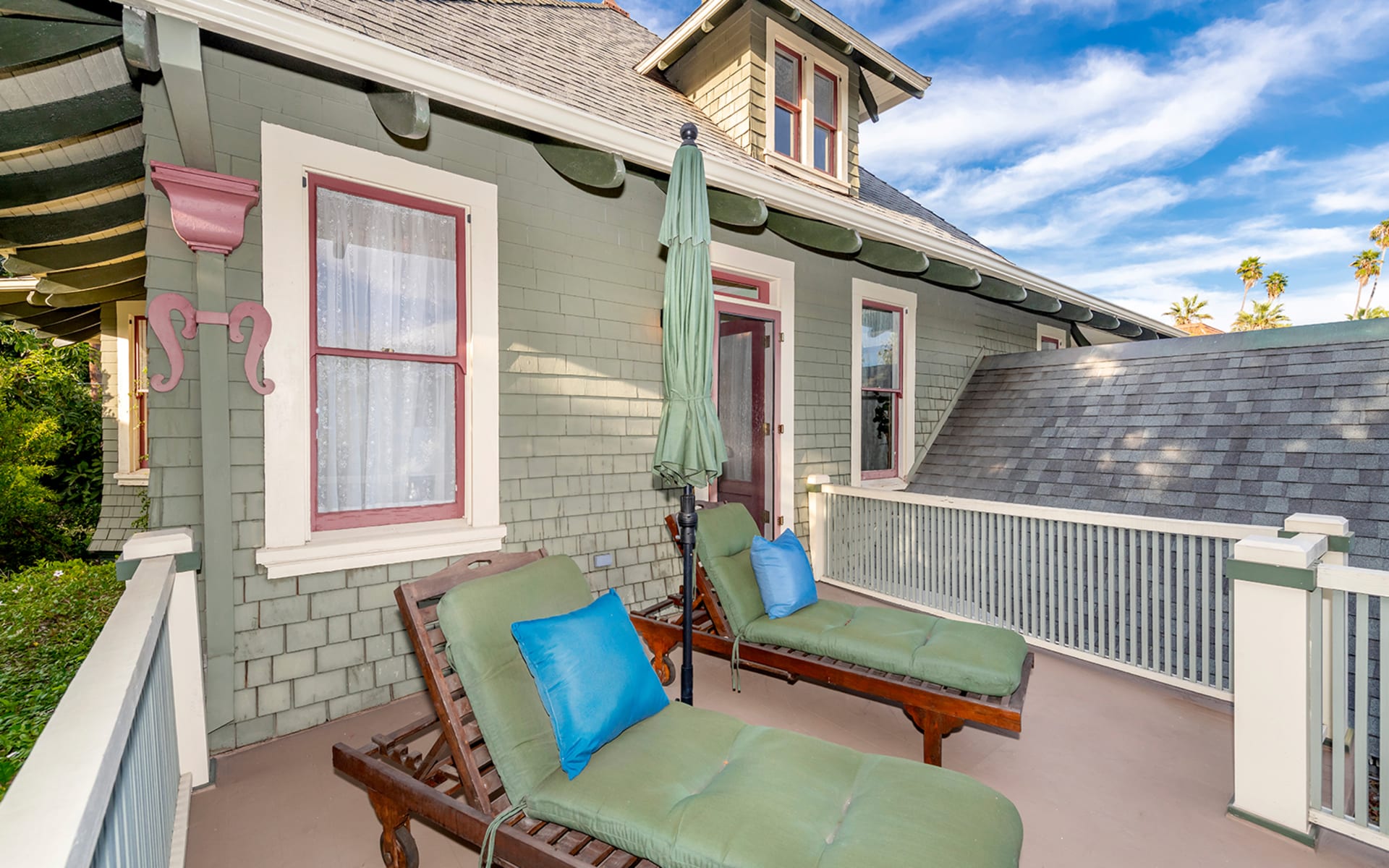 listing-img