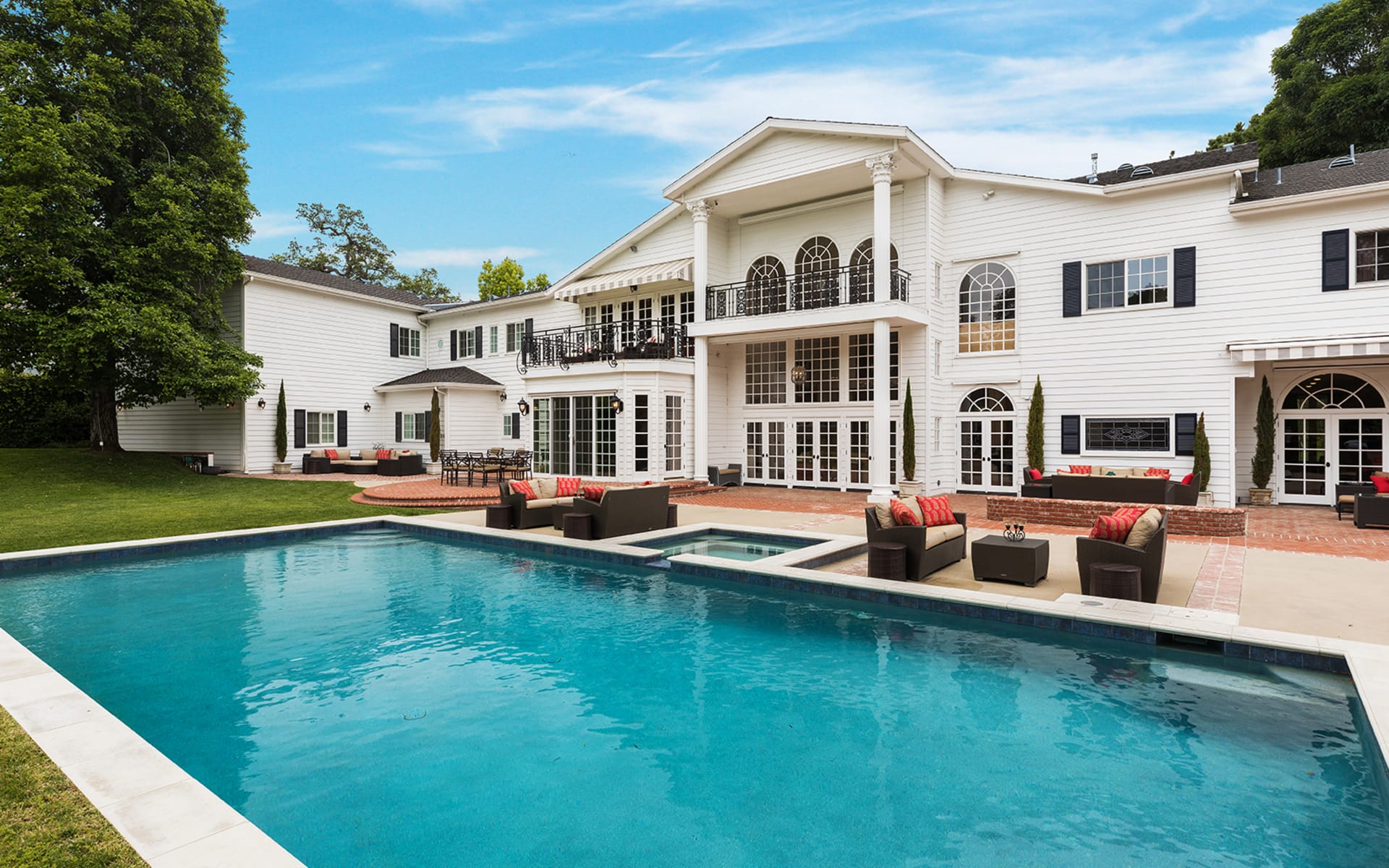 listing-img