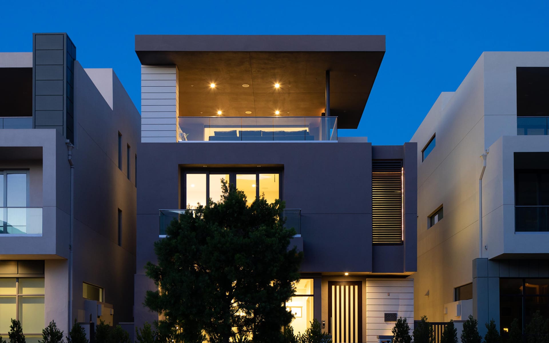 listing-img