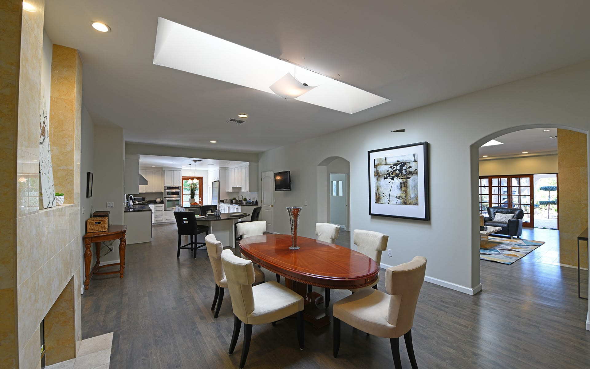 listing-img