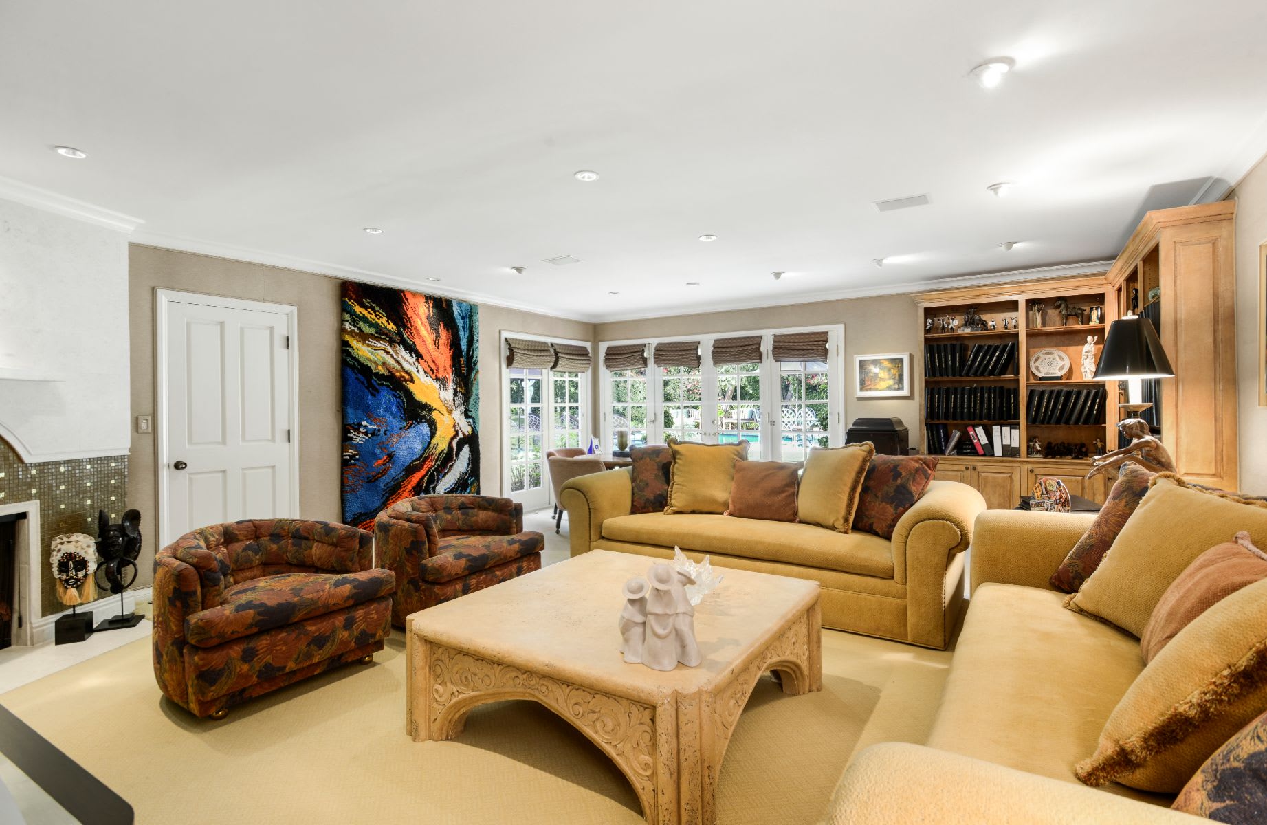 listing-img