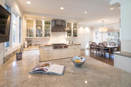 listing-img