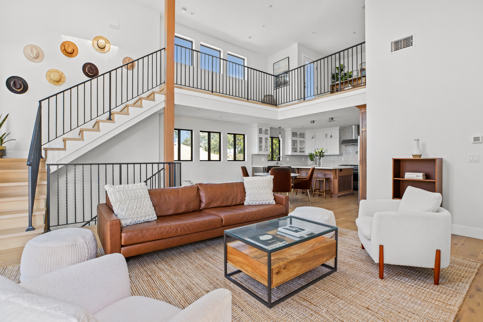 listing-img