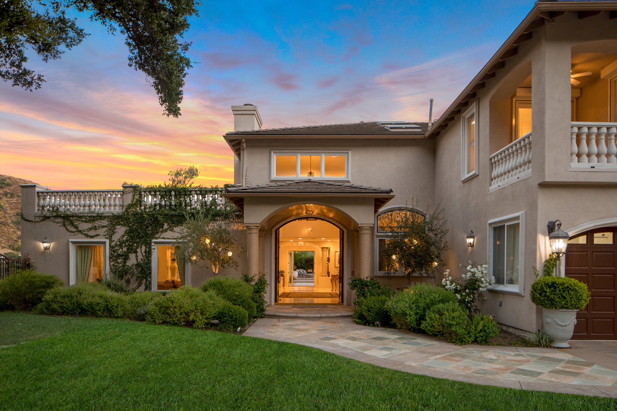 listing-img