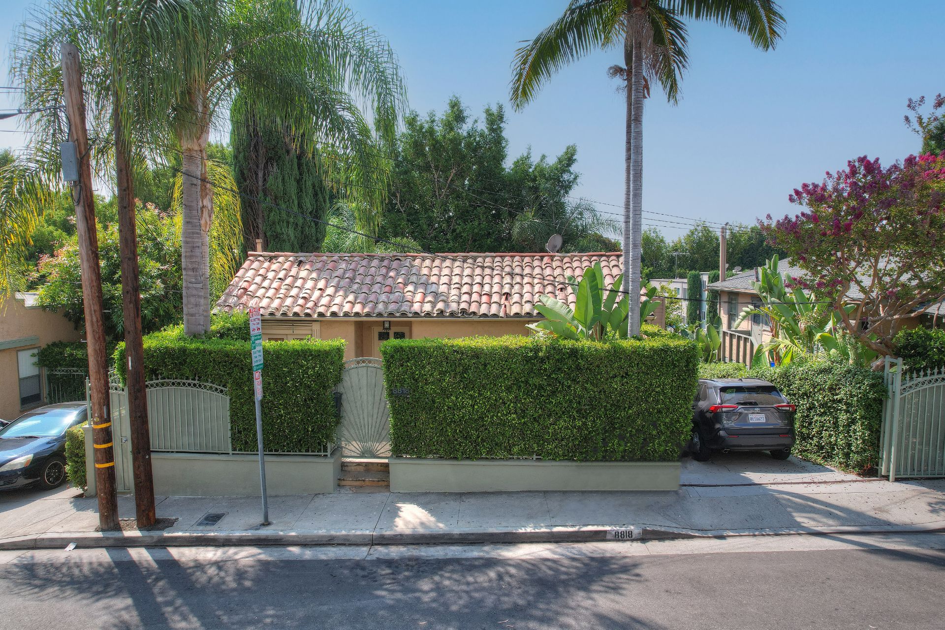 listing-img