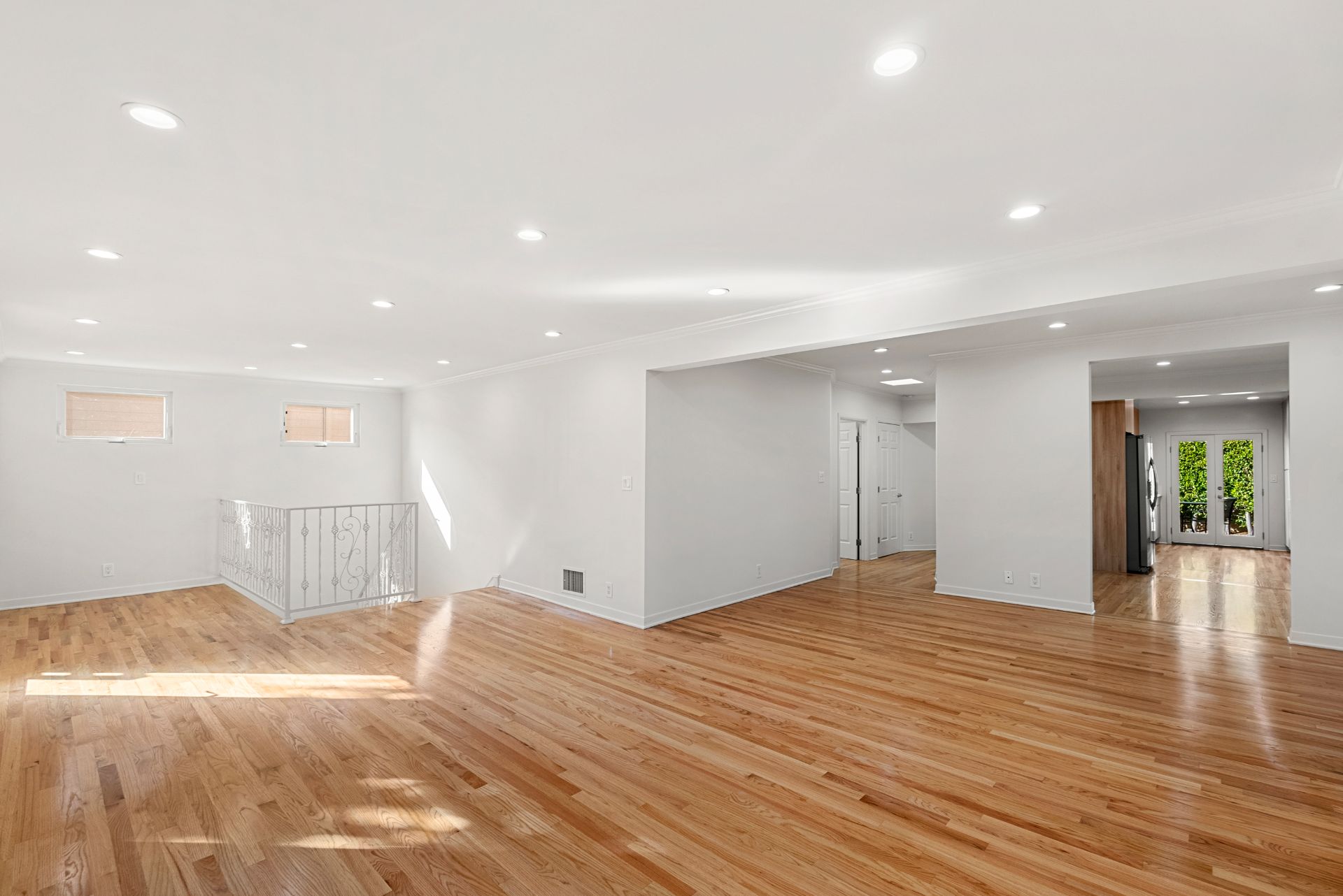 listing-img