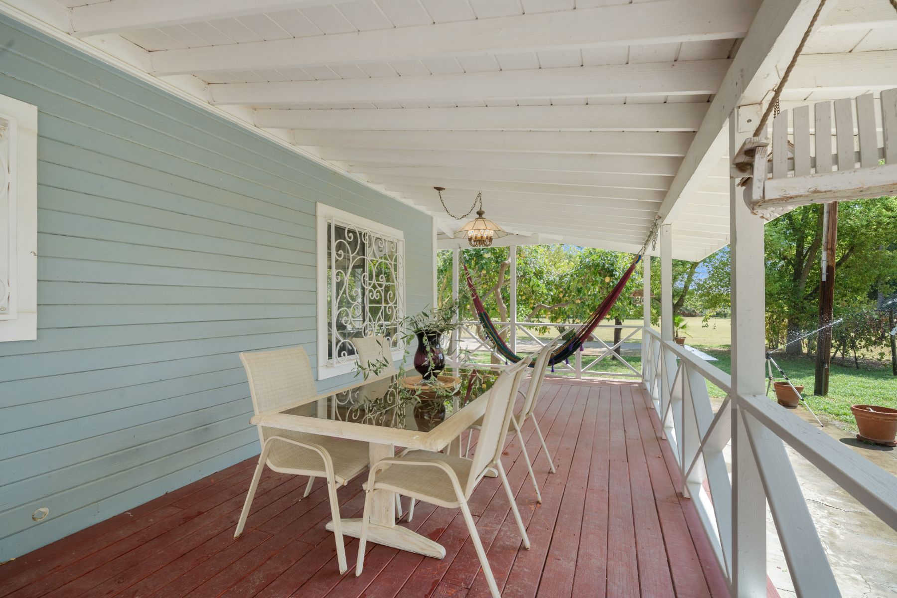 listing-img
