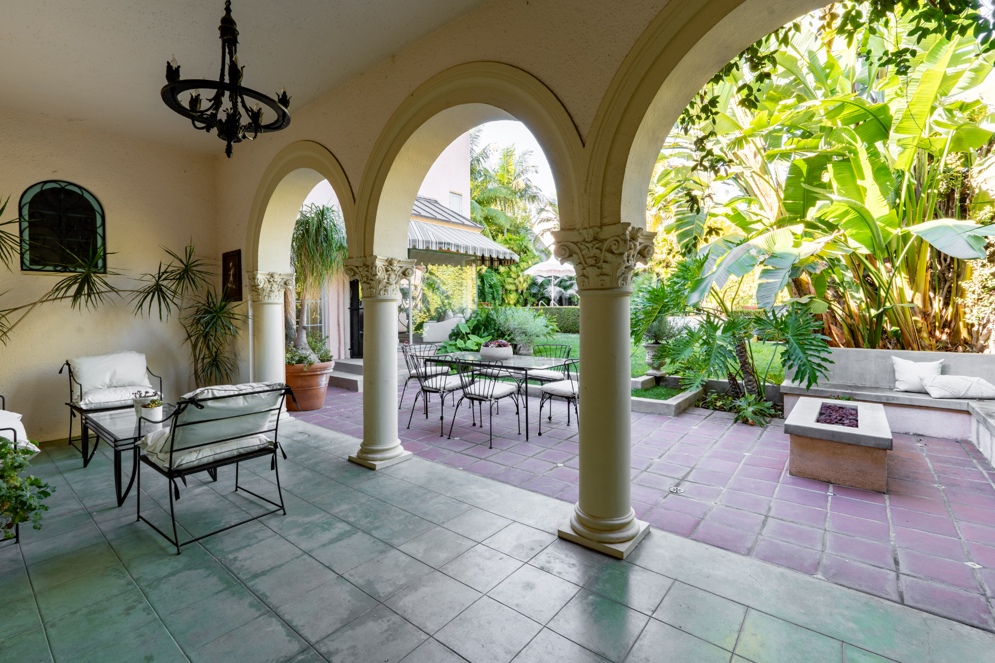 listing-img