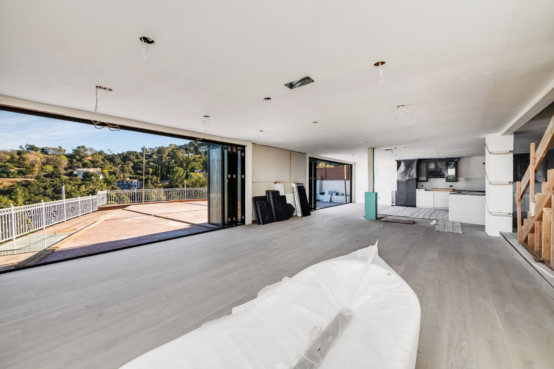 listing-img