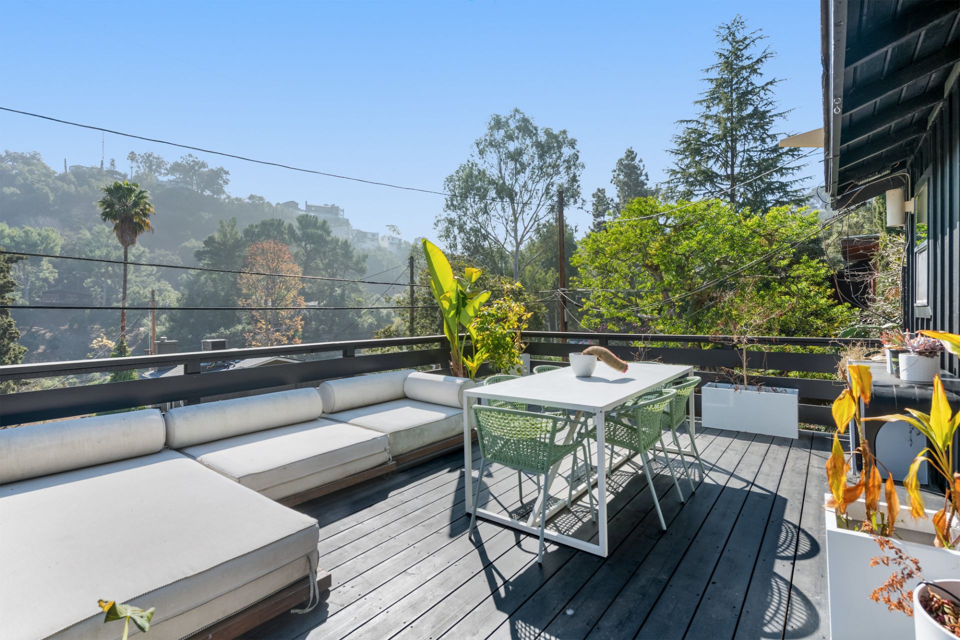listing-img